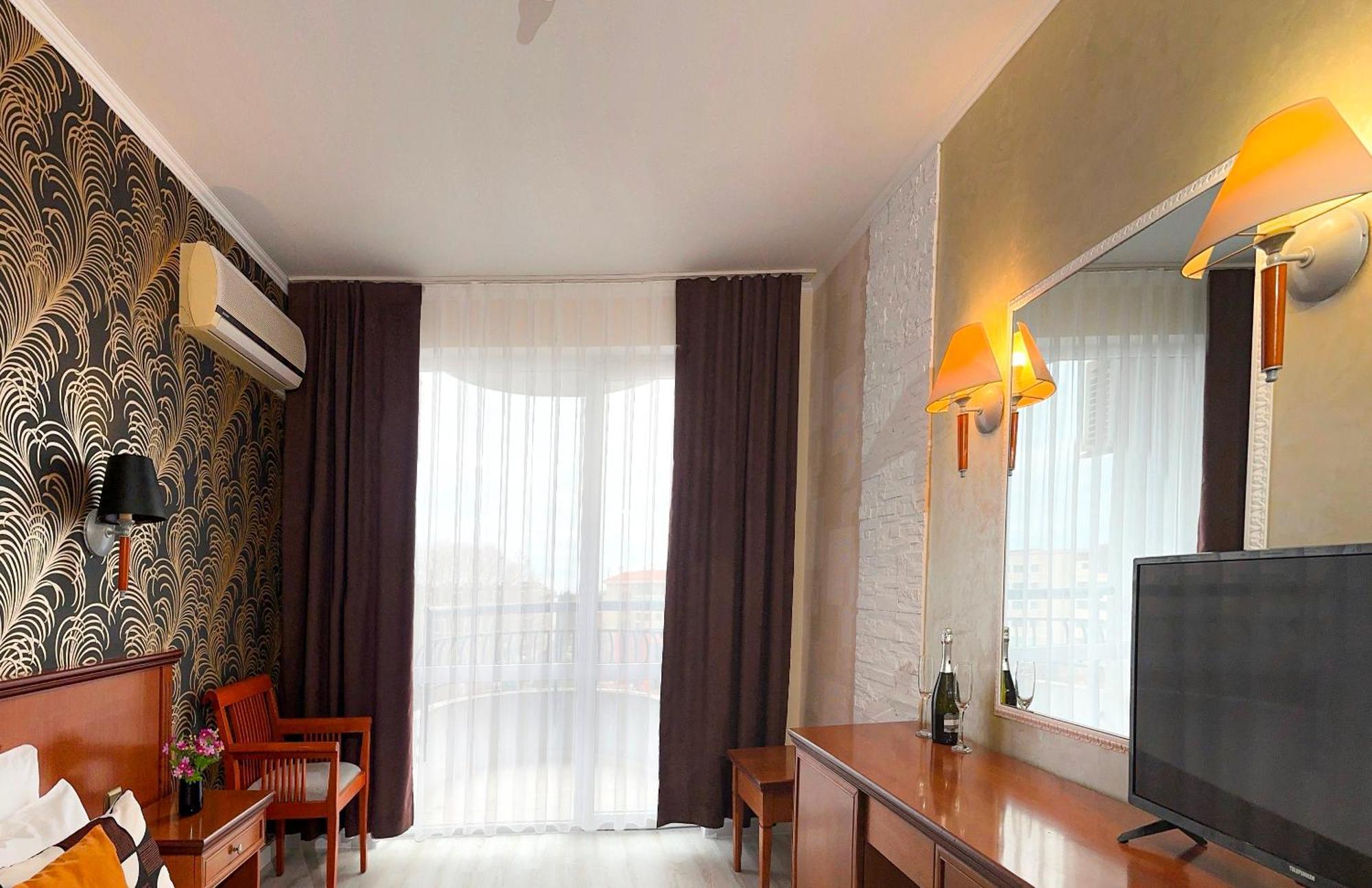 Hotel Yo Saints Constantine and Helena Exterior foto